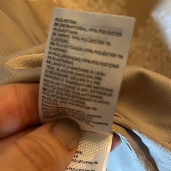 H&M beige blouse - Picture 5 of 6